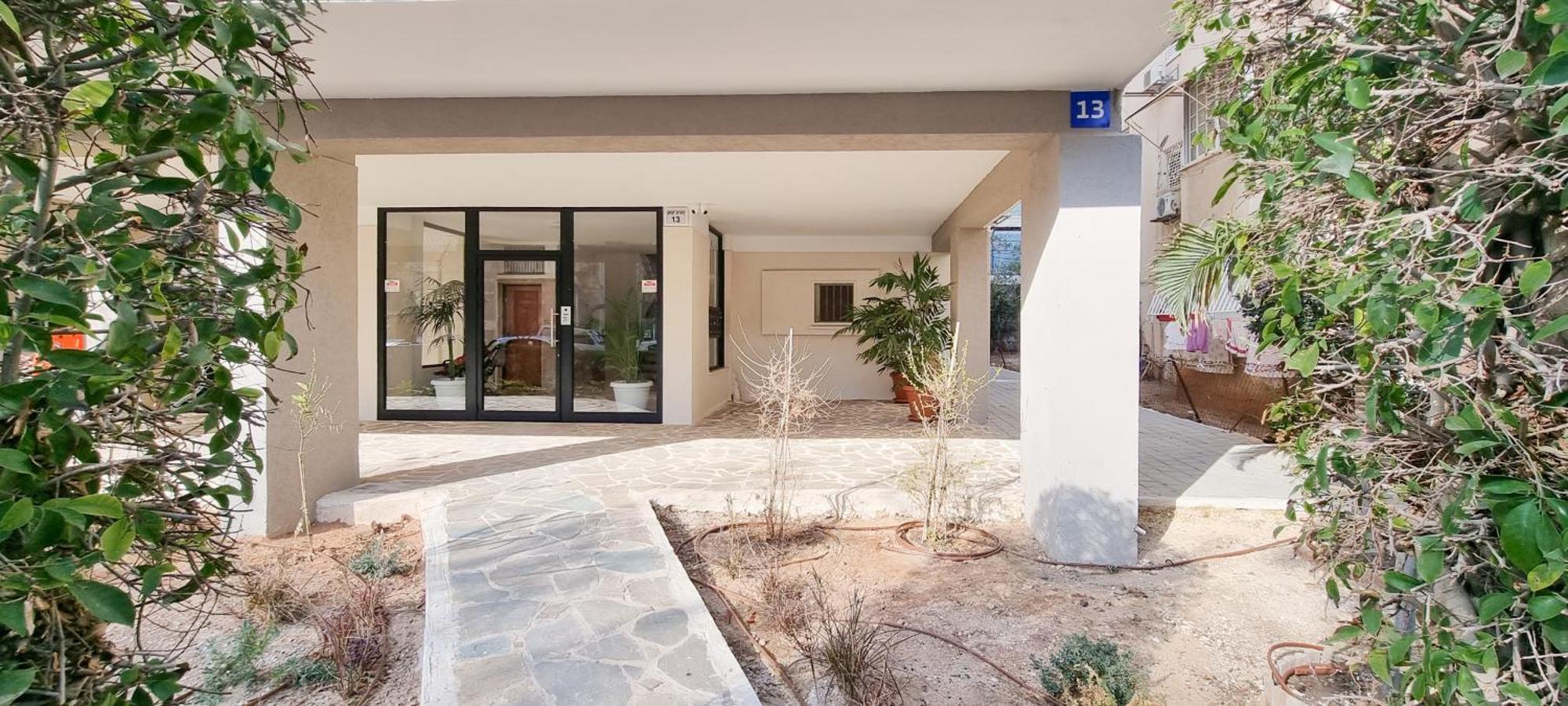 Bnb Israel Apartments - Harav Kook Lilas Tel-Aviv Kültér fotó